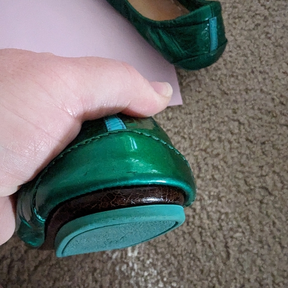 Tieks Emerald Patent size 7 - Picture 6 of 8